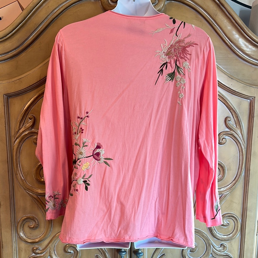 Johnny Was peachy Pink Embroidered Tee - Picture 6 of 11